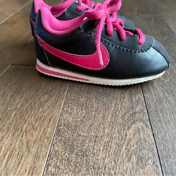Nike Cortez black and pink - Picture 4 of 5